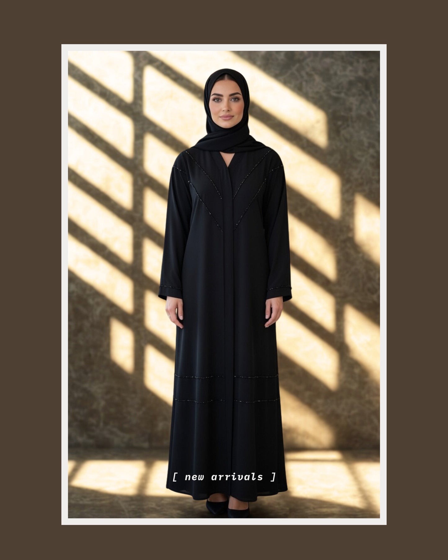 CENTRALSOUQ'S SIGNATURE LOGO ABAYA