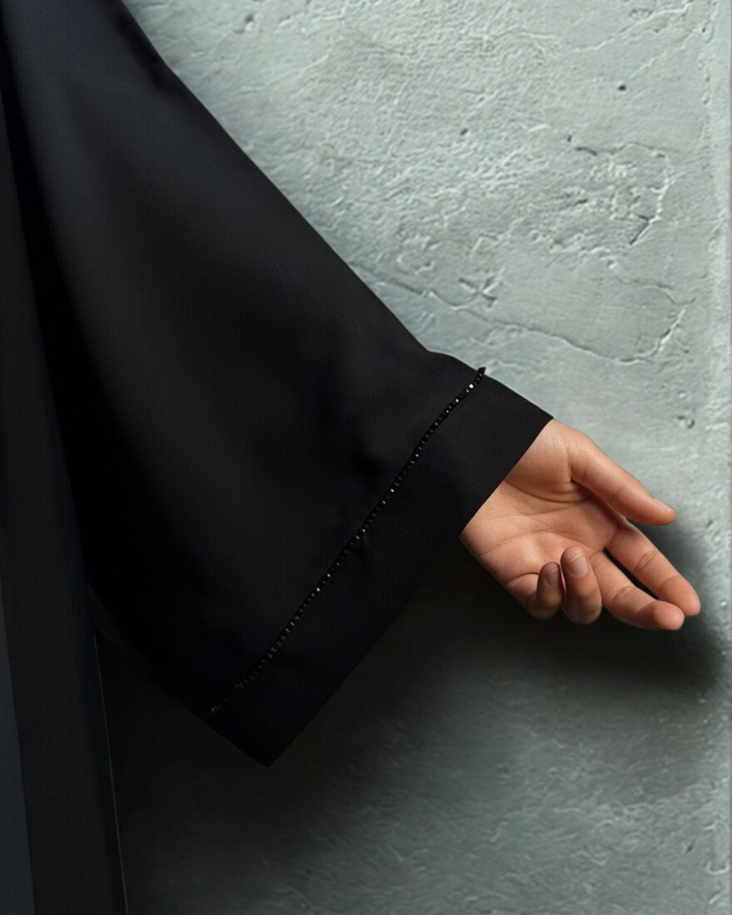 CENTRALSOUQ'S SIGNATURE LOGO ABAYA