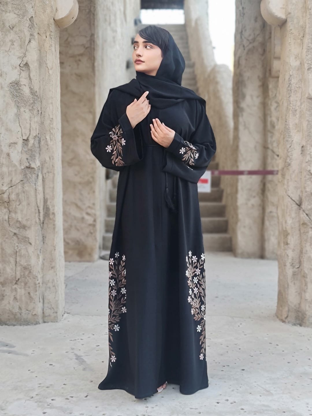 FLORAL EMBROIDED ABAYA